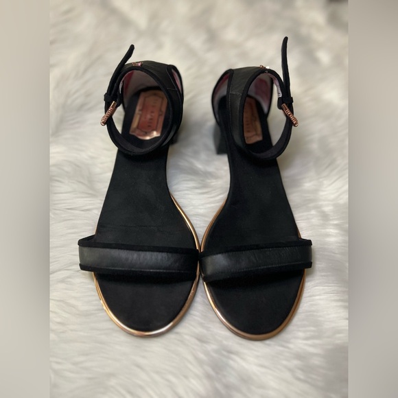 Ted Baker Women's Ruz Leather AF Ballet Flat, Black & w/rose gold, SZ 9.5 (EU40) - Picture 11 of 15